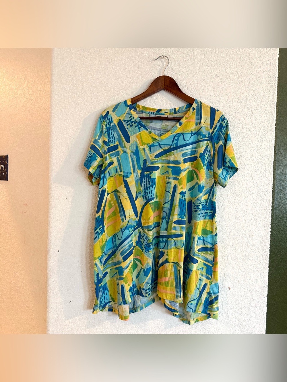 LOGO Lori Goldstein Womens Shirt Tunic Blue Yellow Short Sleeve Size Large